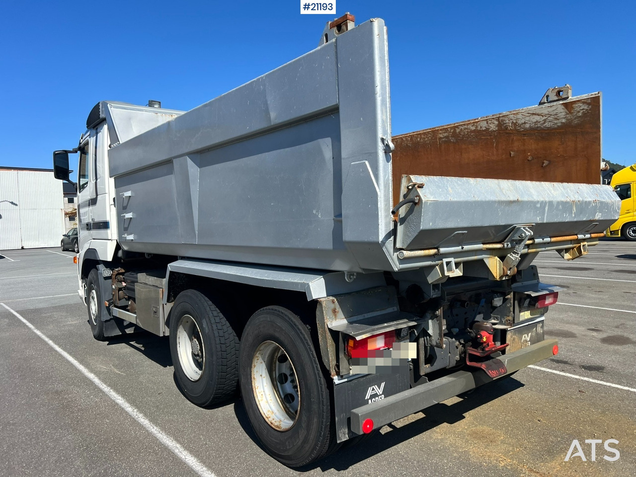 Volvo FH480 - Tipper: picture 3 Volvo FH480 - Tipper: picture 3