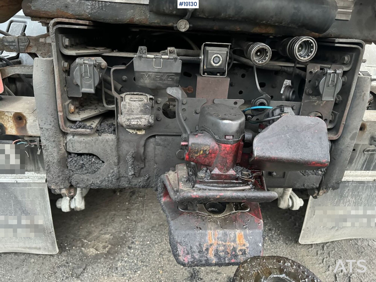 Asphalt machine Volvo FH540: picture 17