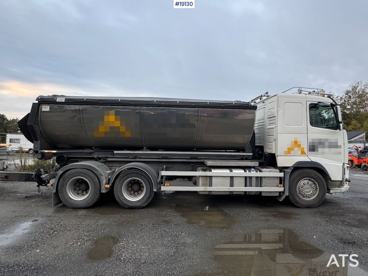 Asphalt machine Volvo FH540: picture 6