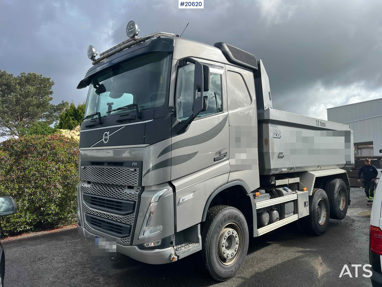 Volvo FH540 - Tipper: picture 2 Volvo FH540 - Tipper: picture 2