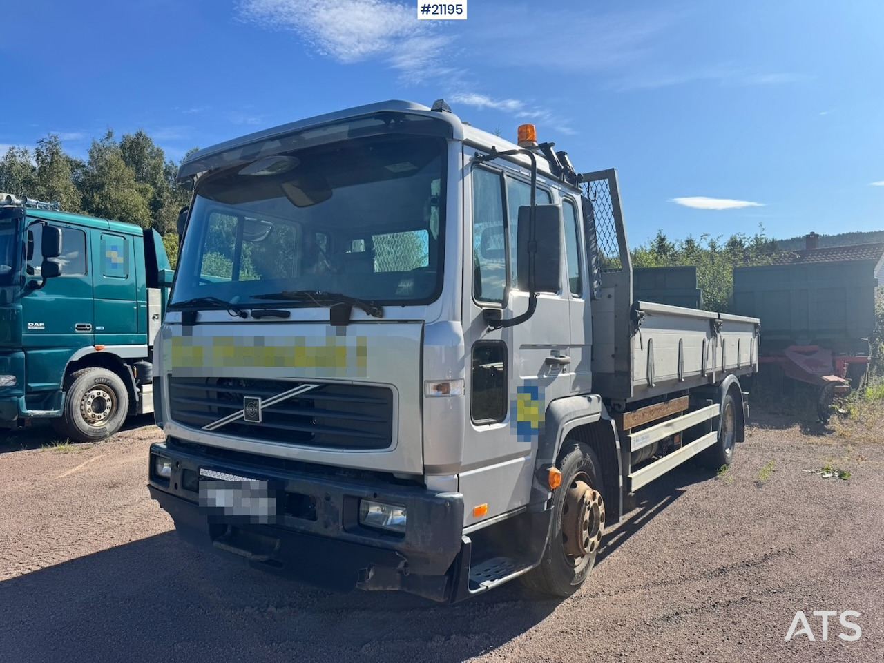 Volvo FL250 - Dropside/ Flatbed truck: picture 1 Volvo FL250 - Dropside/ Flatbed truck: picture 1