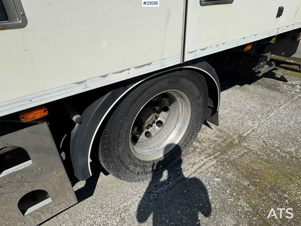 Box truck Volvo FM 370: picture 19 Box truck Volvo FM 370: picture 19