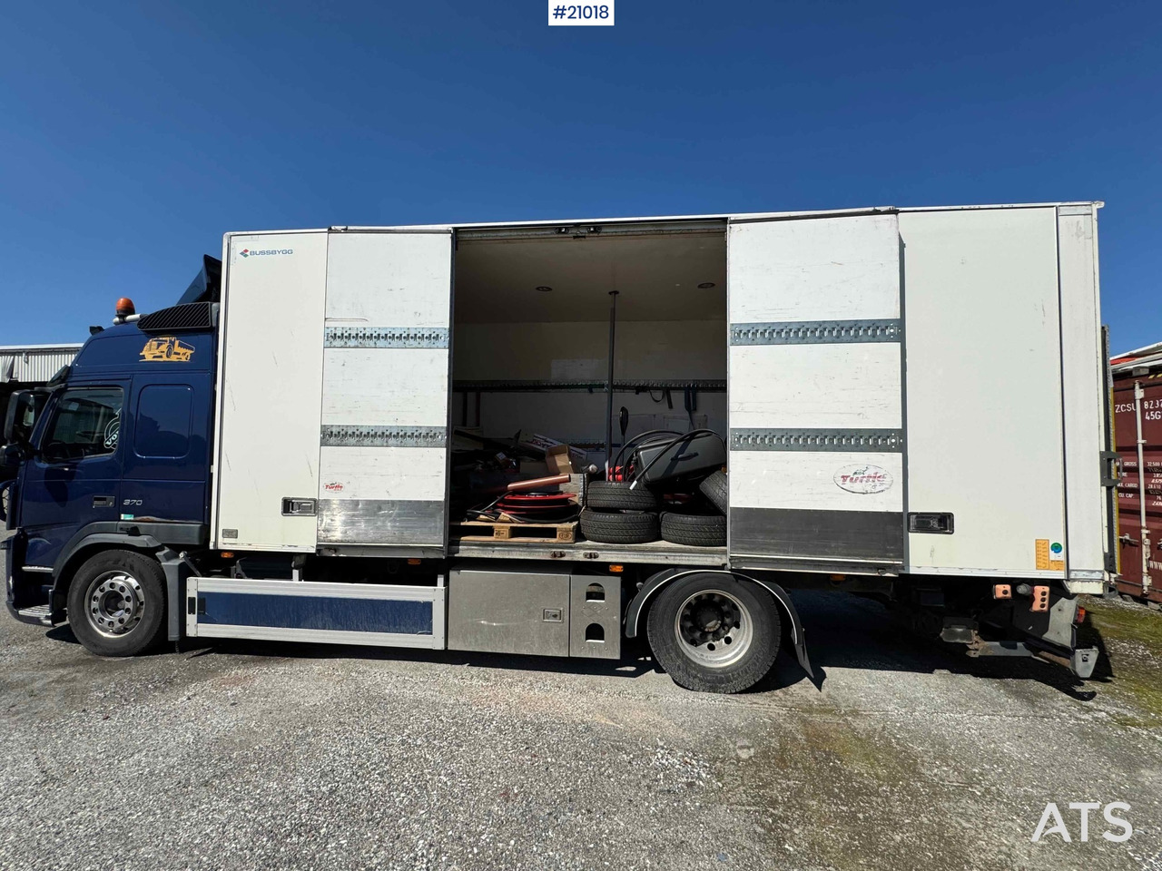 Box truck Volvo FM 370: picture 12 Box truck Volvo FM 370: picture 12