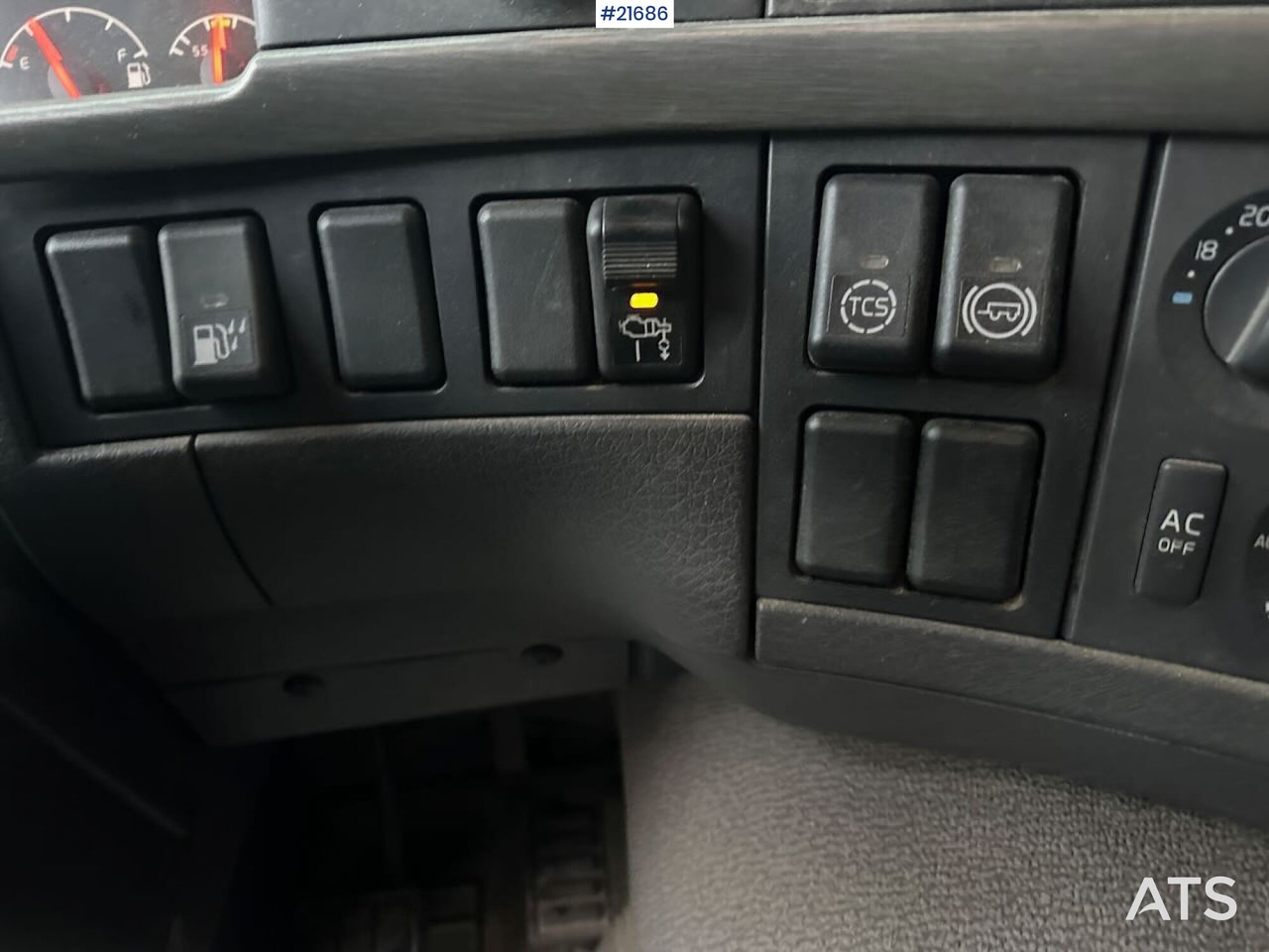 Leasing of Volvo FM12 Globetrotter 6x4 kranbil m/ bak montert 18 t/m kran og vinsj. SE VIDEO Volvo FM12 Globetrotter 6x4 kranbil m/ bak montert 18 t/m kran og vinsj. SE VIDEO: picture 48 Leasing of Volvo FM12 Globetrotter 6x4 kranbil m/ bak montert 18 t/m kran og vinsj. SE VIDEO Volvo FM12 Globetrotter 6x4 kranbil m/ bak montert 18 t/m kran og vinsj. SE VIDEO: picture 48