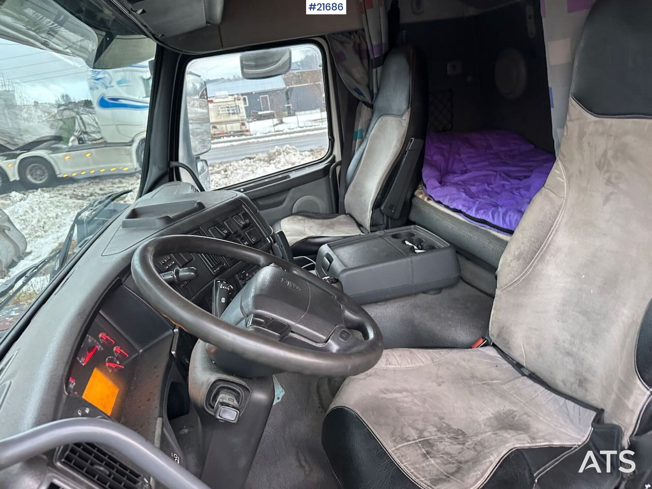 Leasing of Volvo FM12 Globetrotter 6x4 kranbil m/ bak montert 18 t/m kran og vinsj. SE VIDEO Volvo FM12 Globetrotter 6x4 kranbil m/ bak montert 18 t/m kran og vinsj. SE VIDEO: picture 39 Leasing of Volvo FM12 Globetrotter 6x4 kranbil m/ bak montert 18 t/m kran og vinsj. SE VIDEO Volvo FM12 Globetrotter 6x4 kranbil m/ bak montert 18 t/m kran og vinsj. SE VIDEO: picture 39