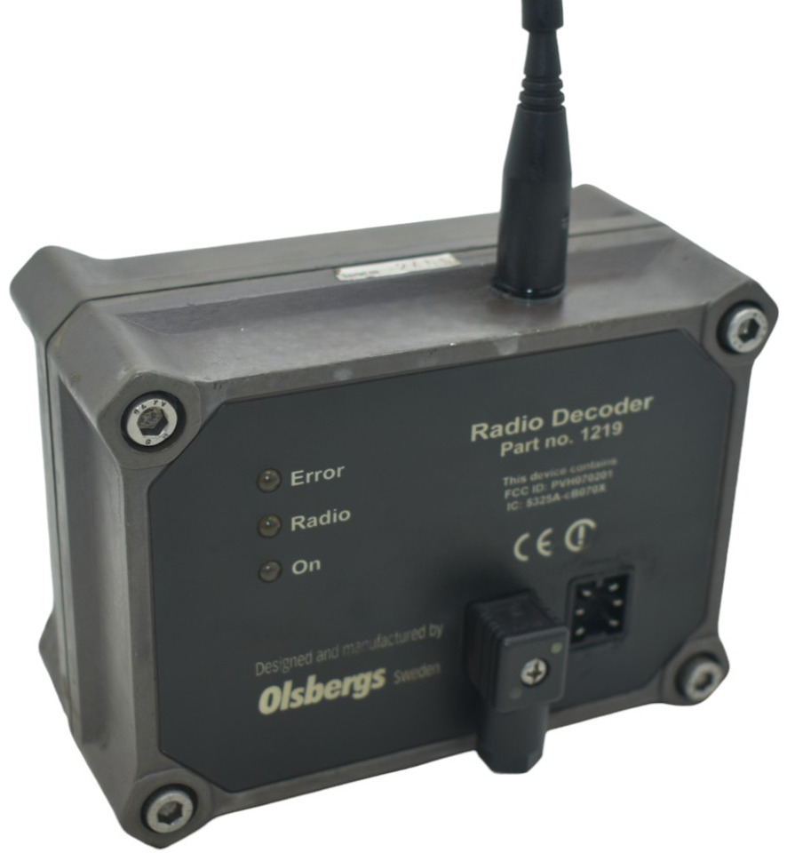 Spare parts for Loader crane Hiab receiver box with antenna 9882499-U: picture 1