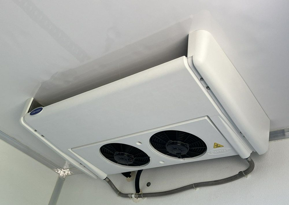 Refrigerated van Iveco Daily: picture 16