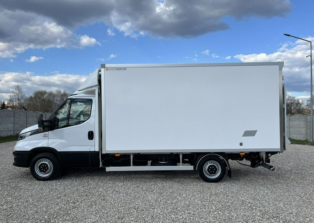 Volkswagen Crafter - Refrigerated van: picture 3 Volkswagen Crafter - Refrigerated van: picture 3