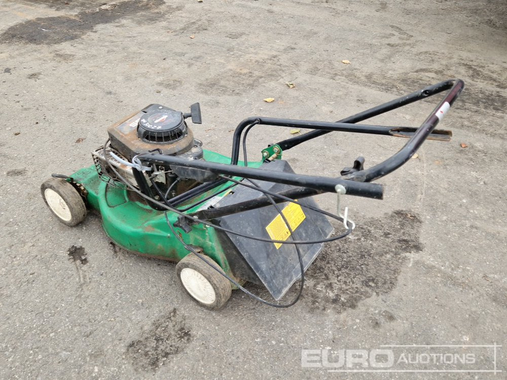 2001 Castelgarden NG 464 Walk Behind Electric Lawnmower - Construction equipment: picture 2 2001 Castelgarden NG 464 Walk Behind Electric Lawnmower - Construction equipment: picture 2