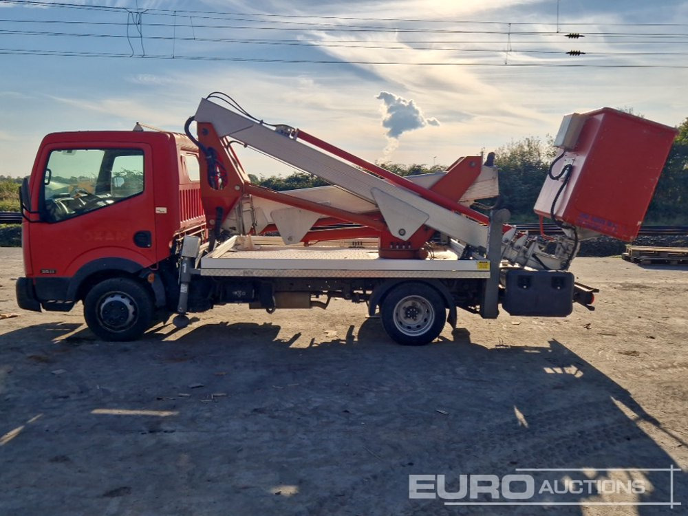 2008 Nissan CABSTAR 35.11 - Truck mounted aerial platform: picture 2 2008 Nissan CABSTAR 35.11 - Truck mounted aerial platform: picture 2