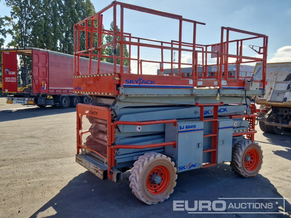 2010 SkyJack SJ8841ECE - Aerial platform: picture 4 2010 SkyJack SJ8841ECE - Aerial platform: picture 4