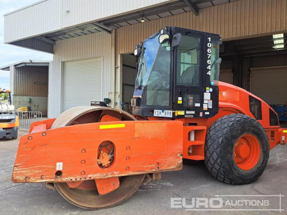 2011 CAT CS74 - Roller: picture 1 2011 CAT CS74 - Roller: picture 1