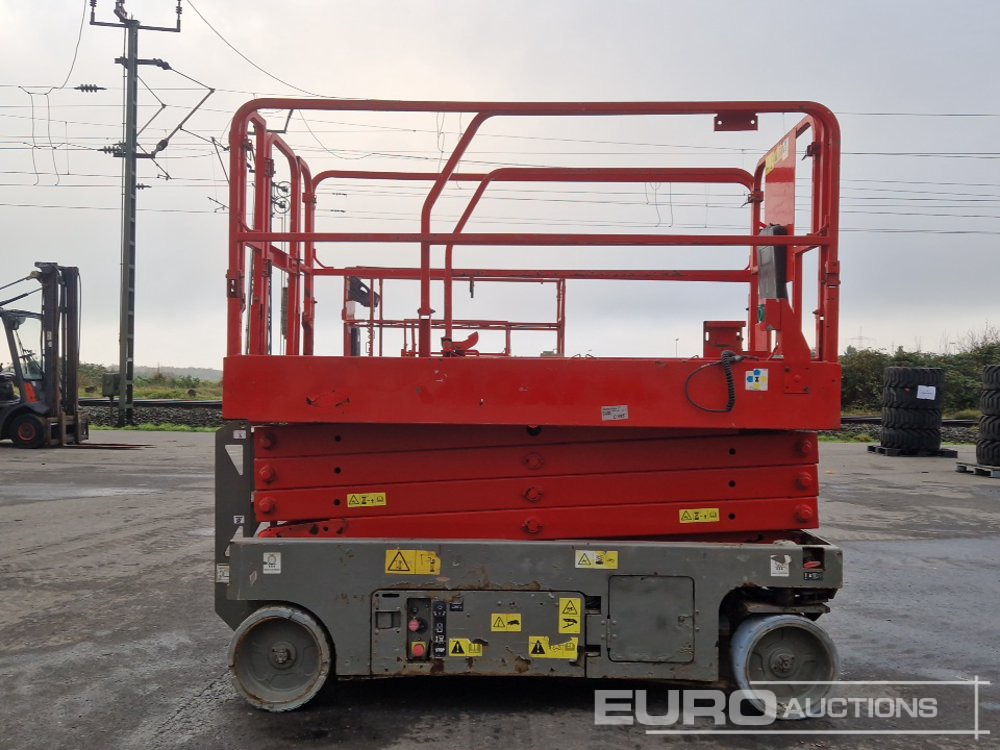 2011 Genie GS-2646 - Scissor lift: picture 2 2011 Genie GS-2646 - Scissor lift: picture 2