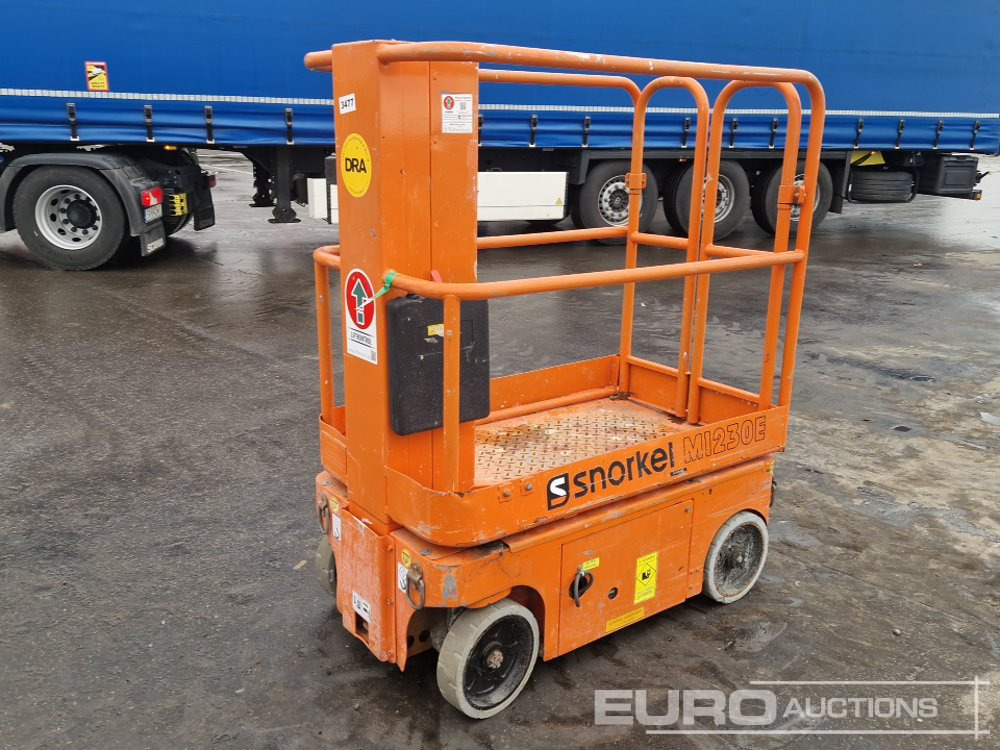 2011 Snorkel M1230E - Aerial platform: picture 4 2011 Snorkel M1230E - Aerial platform: picture 4