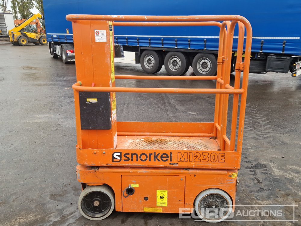 2011 Snorkel M1230E - Aerial platform: picture 5 2011 Snorkel M1230E - Aerial platform: picture 5