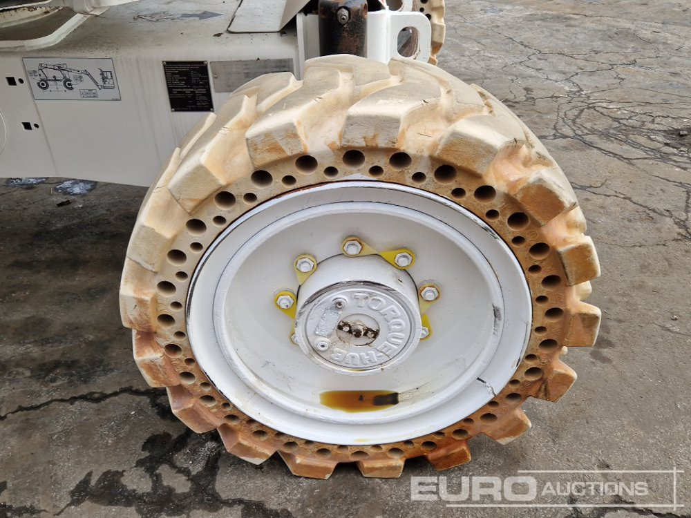 2012 JLG 340AJ - Articulated boom: picture 4 2012 JLG 340AJ - Articulated boom: picture 4