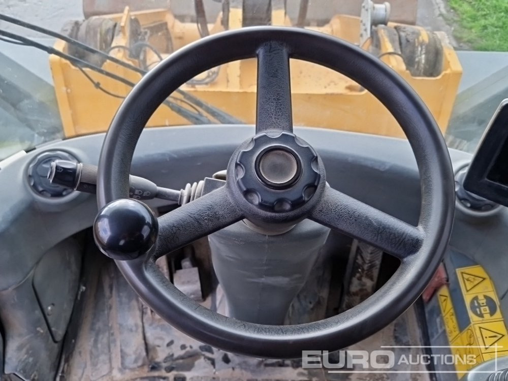 Wheel loader 2012 Liebherr L550: picture 32