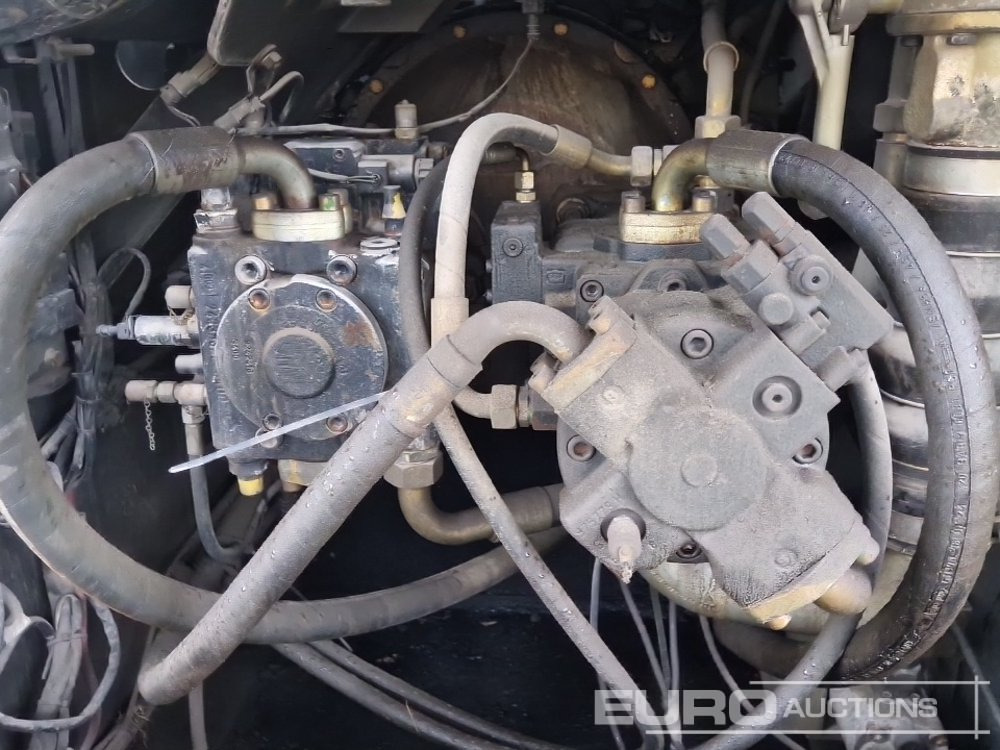 Wheel loader 2012 Liebherr L550: picture 23