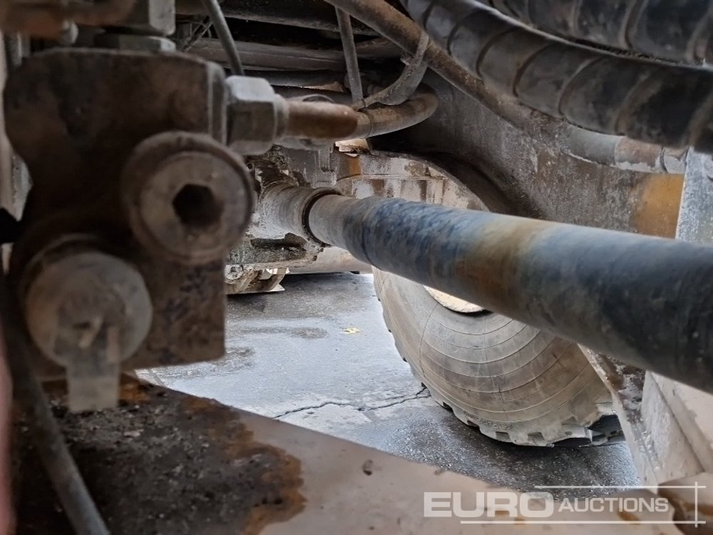 Wheel loader 2012 Liebherr L550: picture 20