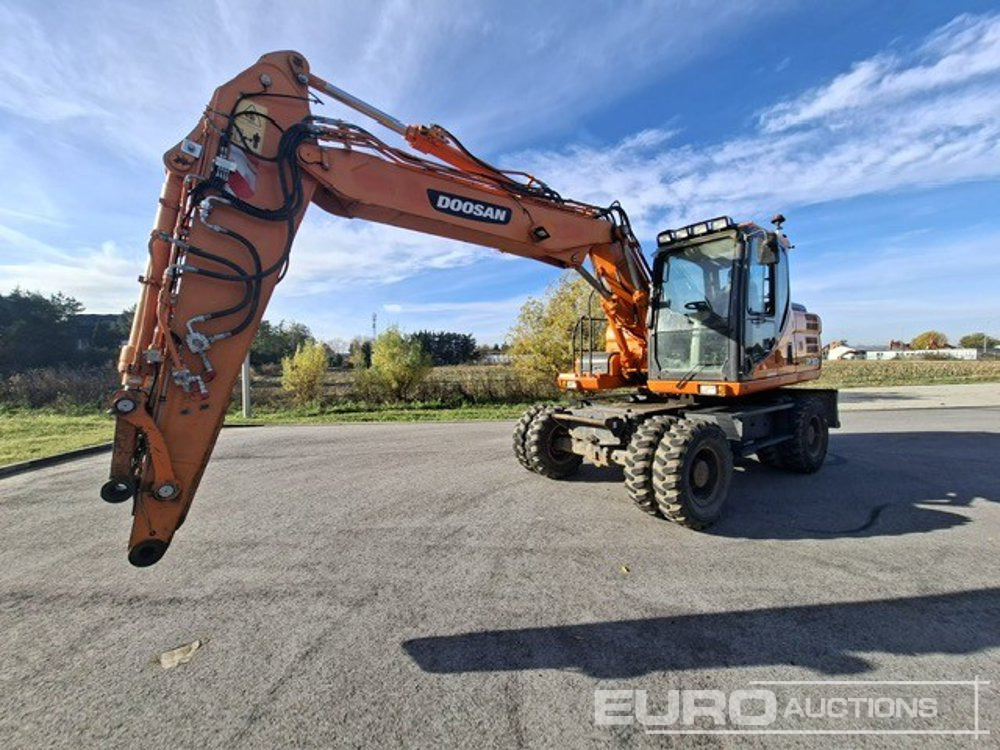 2013 Doosan DX160W - Wheel excavator: picture 1 2013 Doosan DX160W - Wheel excavator: picture 1