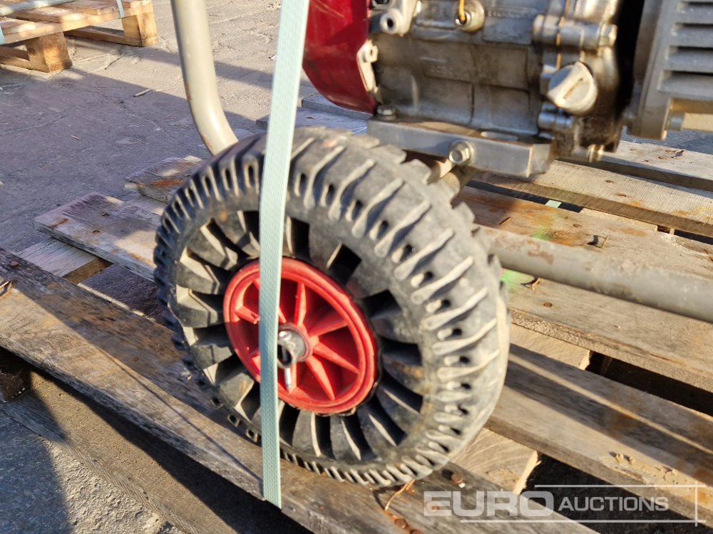 2013 Pramac ES8000 - Generator set: picture 5 2013 Pramac ES8000 - Generator set: picture 5