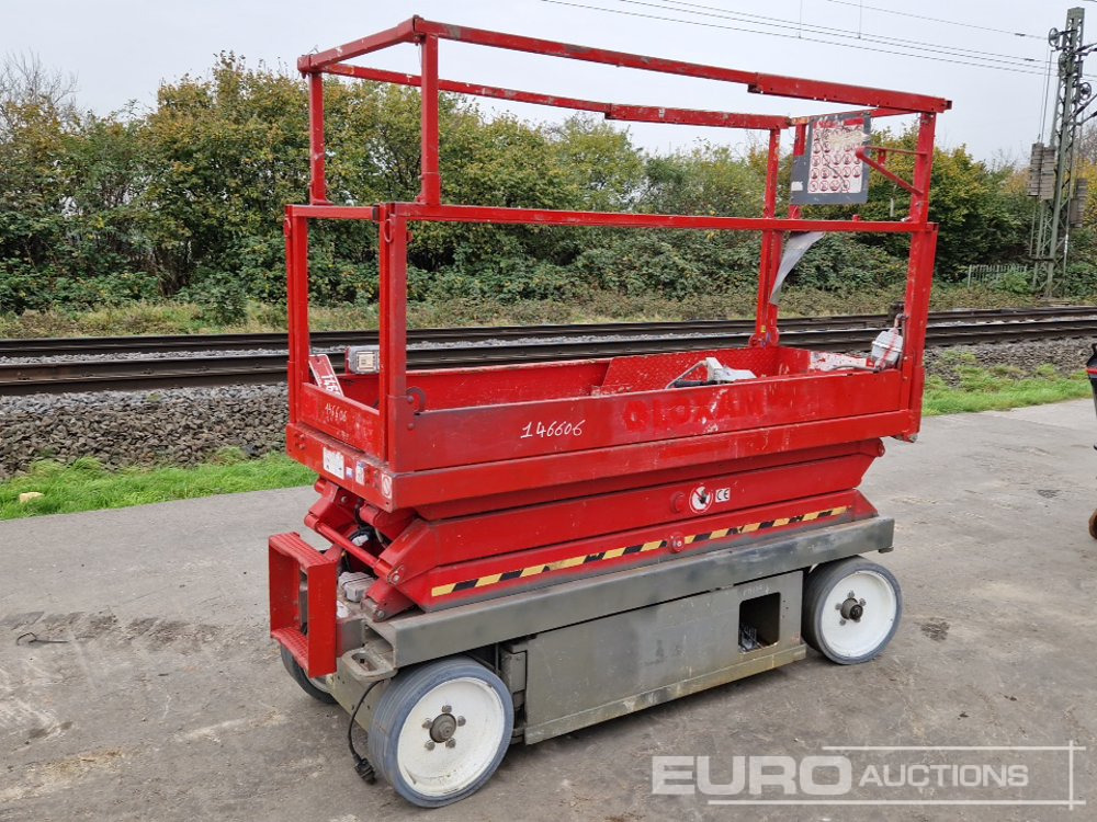 2013 SkyJack SJIII-3220 - Aerial platform: picture 1 2013 SkyJack SJIII-3220 - Aerial platform: picture 1