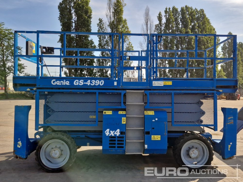 2014 Genie GS-4390 - Aerial platform: picture 5 2014 Genie GS-4390 - Aerial platform: picture 5