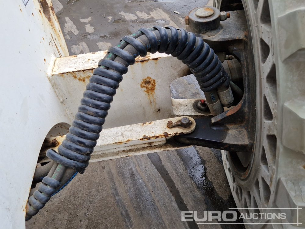 Articulated boom 2014 Haulotte HA16RTJ PRO: picture 13