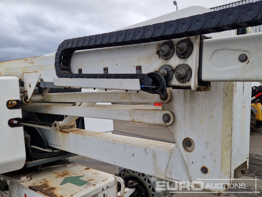 Articulated boom 2014 Haulotte HA16RTJ PRO: picture 22