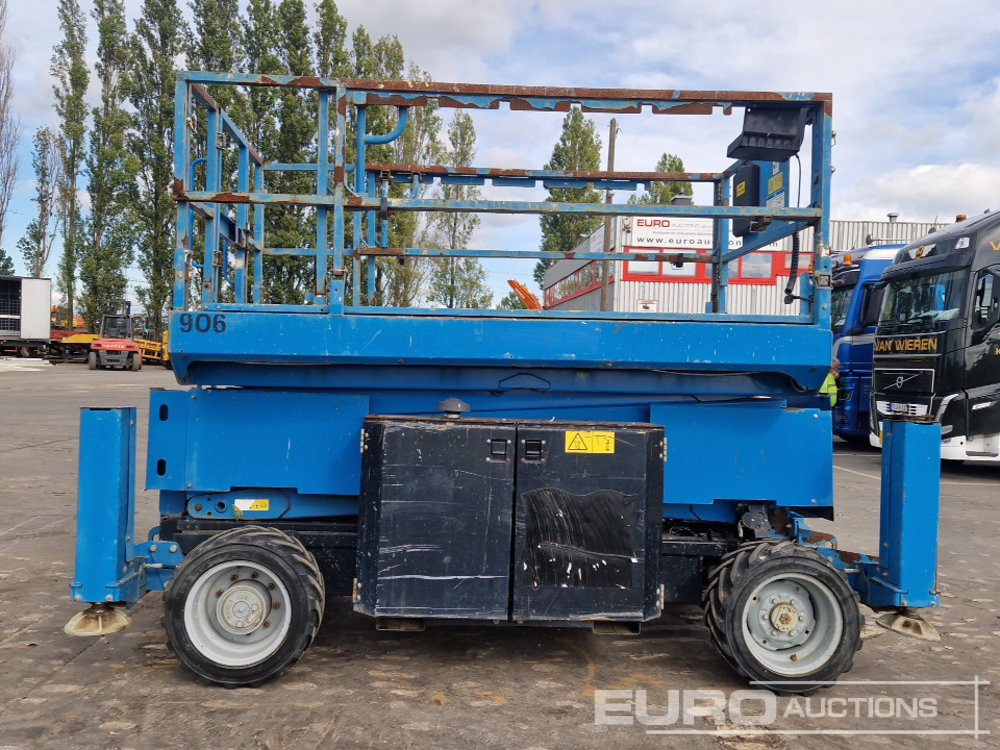2015 Genie GS3369RT - Aerial platform: picture 5 2015 Genie GS3369RT - Aerial platform: picture 5