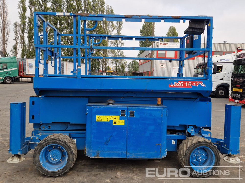 2015 Genie GS3369RT - Aerial platform: picture 5 2015 Genie GS3369RT - Aerial platform: picture 5