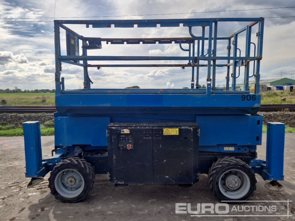 2015 Genie GS3369RT - Aerial platform: picture 2 2015 Genie GS3369RT - Aerial platform: picture 2