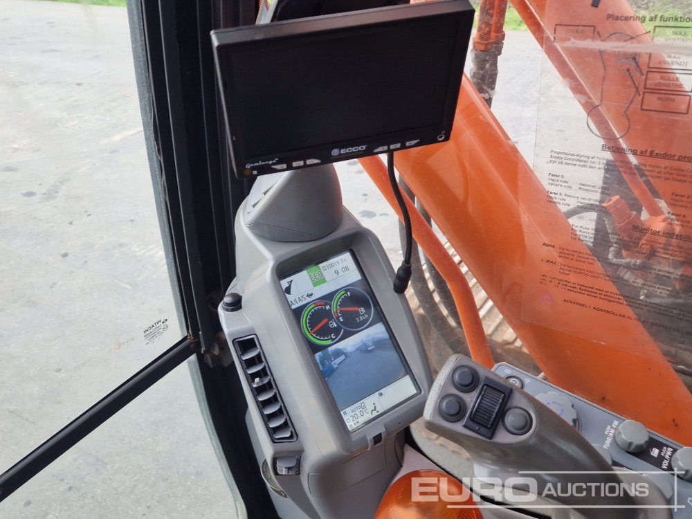 Crawler excavator 2015 Hitachi ZX225USLC-5B: picture 37