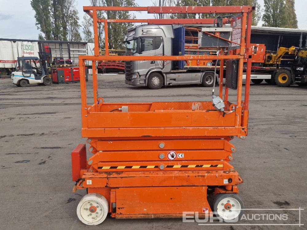 2015 SkyJack SJIII 3219 - Scissor lift: picture 5 2015 SkyJack SJIII 3219 - Scissor lift: picture 5