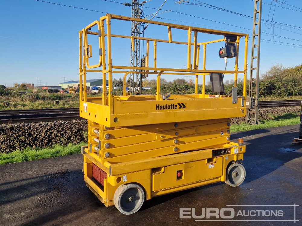 2016 Haulotte Compact 12 - Scissor lift: picture 1 2016 Haulotte Compact 12 - Scissor lift: picture 1