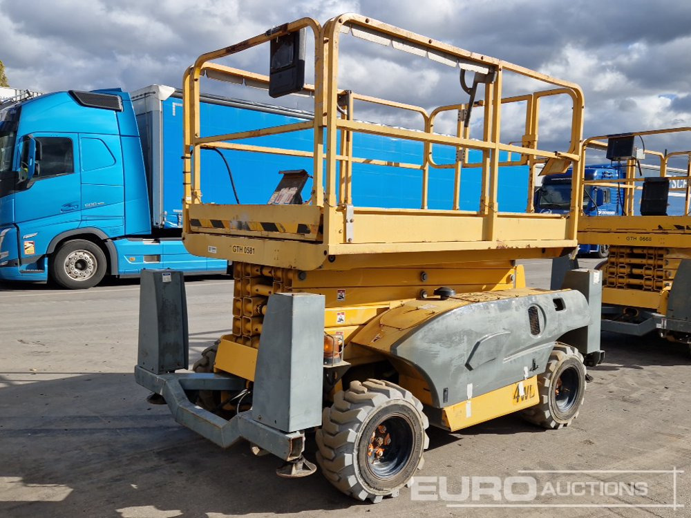 2016 Haulotte Compact 12DX - Aerial platform: picture 4 2016 Haulotte Compact 12DX - Aerial platform: picture 4