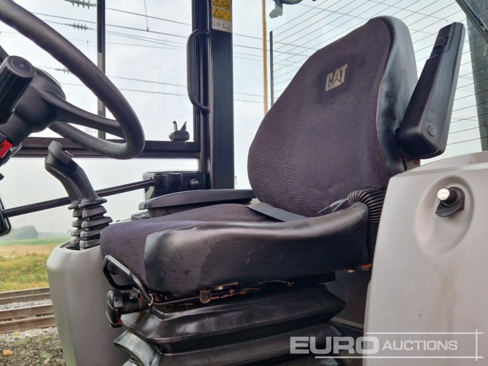 Wheel loader 2017 CAT 910K: picture 27