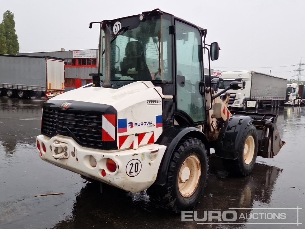 2020 CAT 908M - Wheel loader: picture 4 2020 CAT 908M - Wheel loader: picture 4