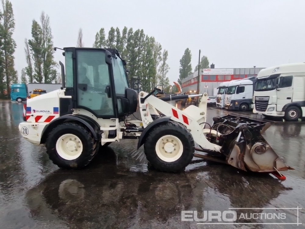 2020 CAT 908M - Wheel loader: picture 5 2020 CAT 908M - Wheel loader: picture 5
