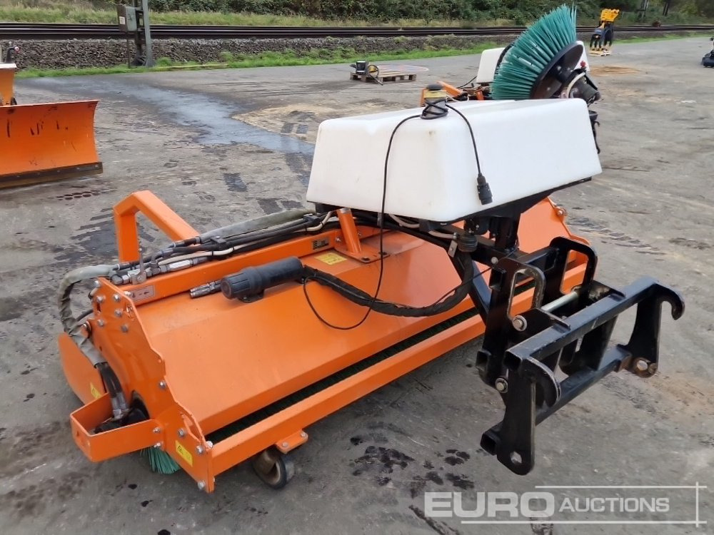 2021 WS-240 Sweeper Attachment - Construction equipment: picture 2 2021 WS-240 Sweeper Attachment - Construction equipment: picture 2