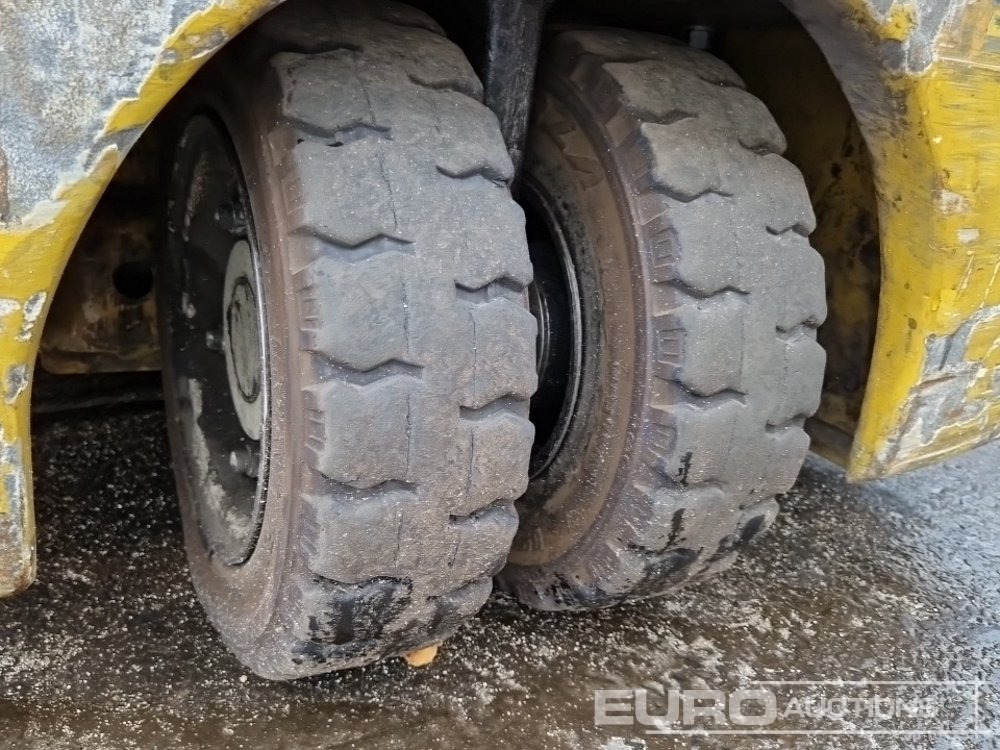 Forklift 2022 Yale ERP16VT LWB: picture 9