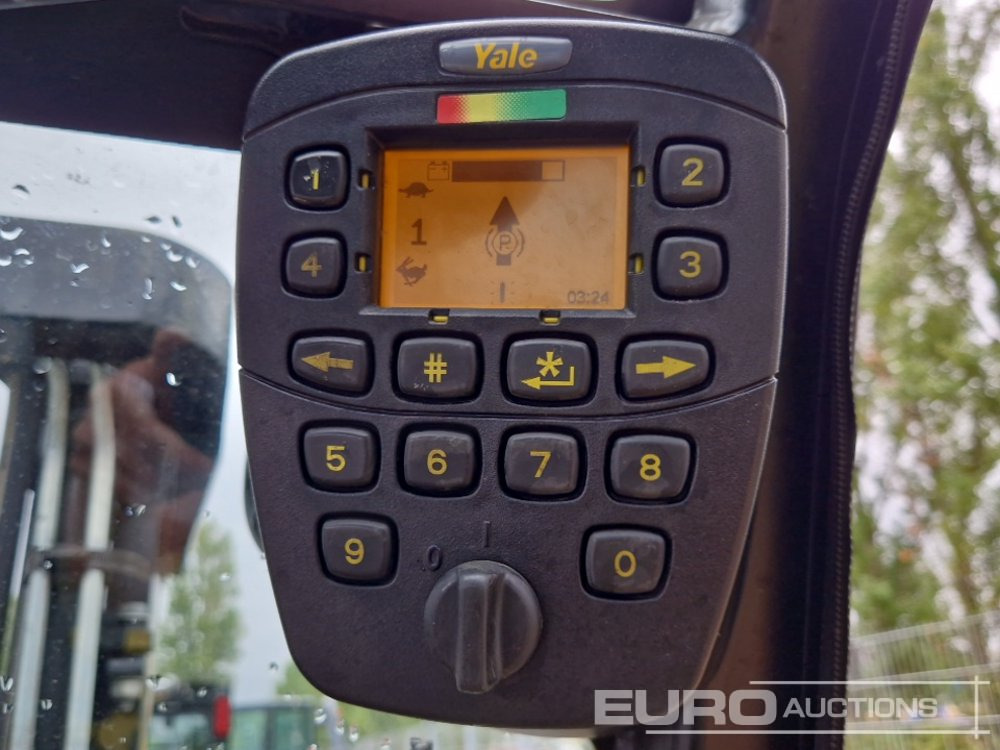 Forklift 2022 Yale ERP16VT LWB: picture 21