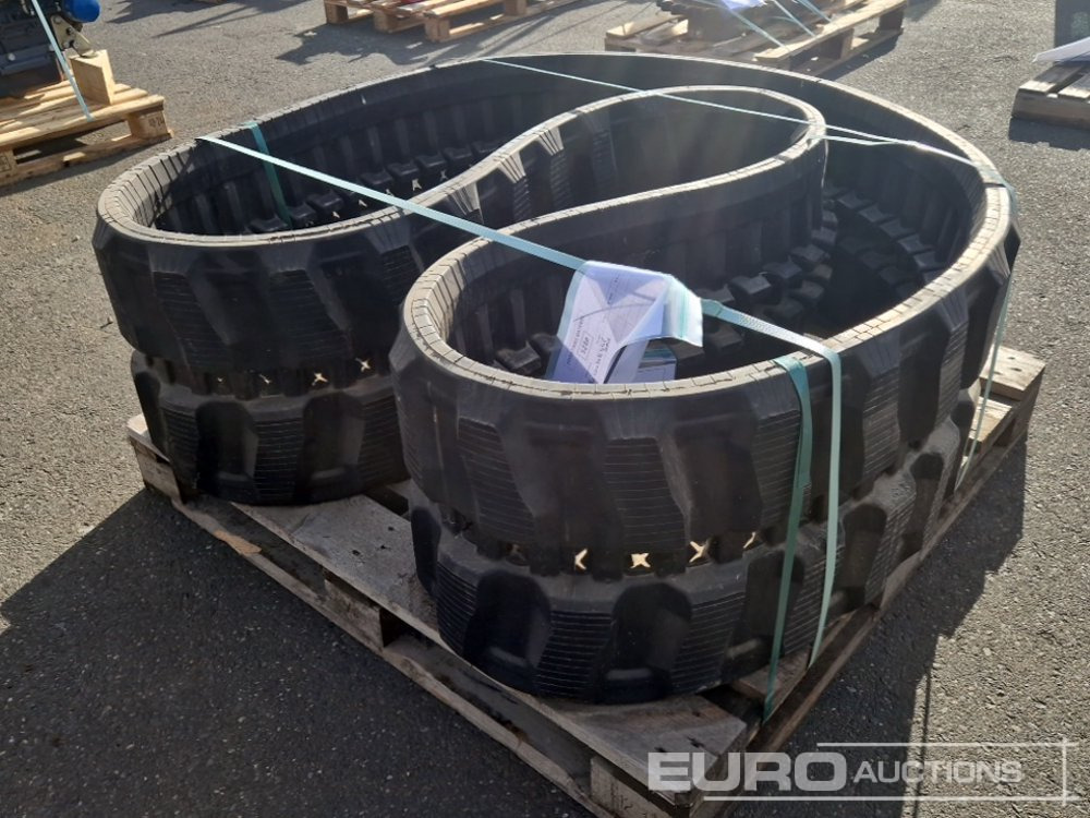 450x71x84 Rubber Tracks - Track for Construction machinery: picture 2 450x71x84 Rubber Tracks - Track for Construction machinery: picture 2