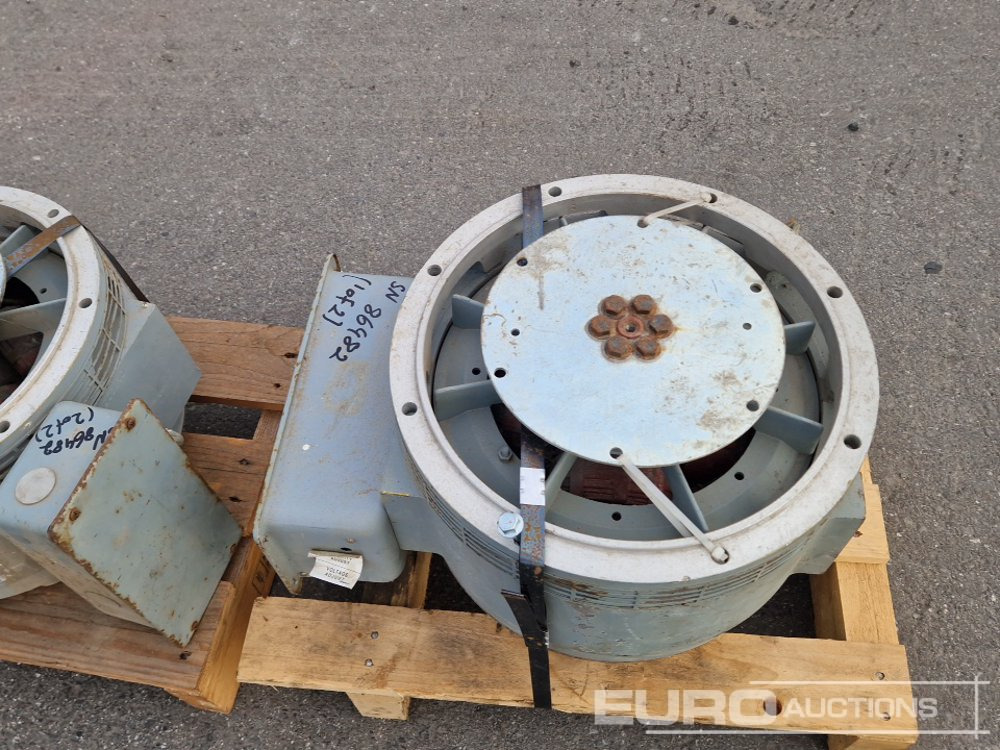 AC (2 of) - Construction equipment: picture 5 AC (2 of) - Construction equipment: picture 5