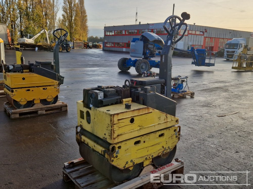 Bomag Walk Behind Double Drum Vibrating Roller - Asphalt machine: picture 3 Bomag Walk Behind Double Drum Vibrating Roller - Asphalt machine: picture 3