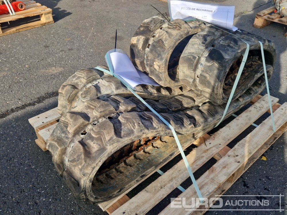 Camso 250x52.5x76 Rubber Tracks - Track for Construction machinery: picture 1 Camso 250x52.5x76 Rubber Tracks - Track for Construction machinery: picture 1