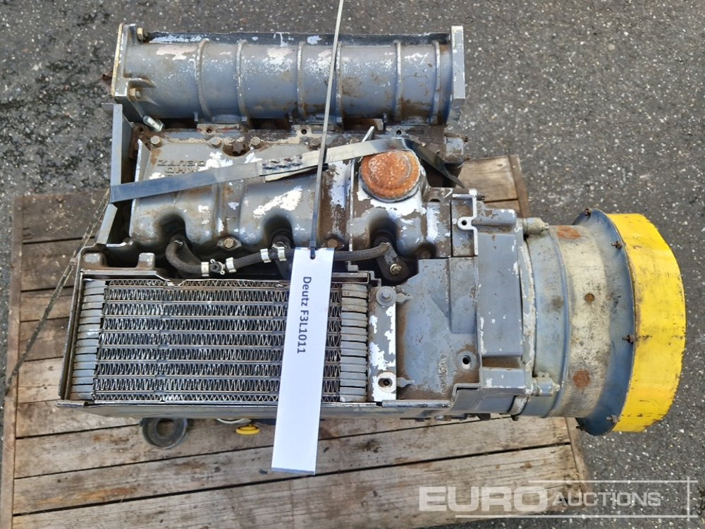 Deutz 3 Cylinder Diesel Engine - Engine: picture 5 Deutz 3 Cylinder Diesel Engine - Engine: picture 5