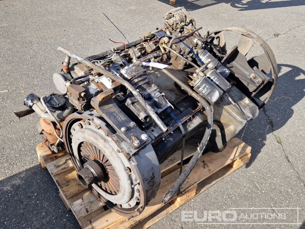 Deutz 6 Cylinder Turbo Diesel Engine - Engine: picture 1 Deutz 6 Cylinder Turbo Diesel Engine - Engine: picture 1