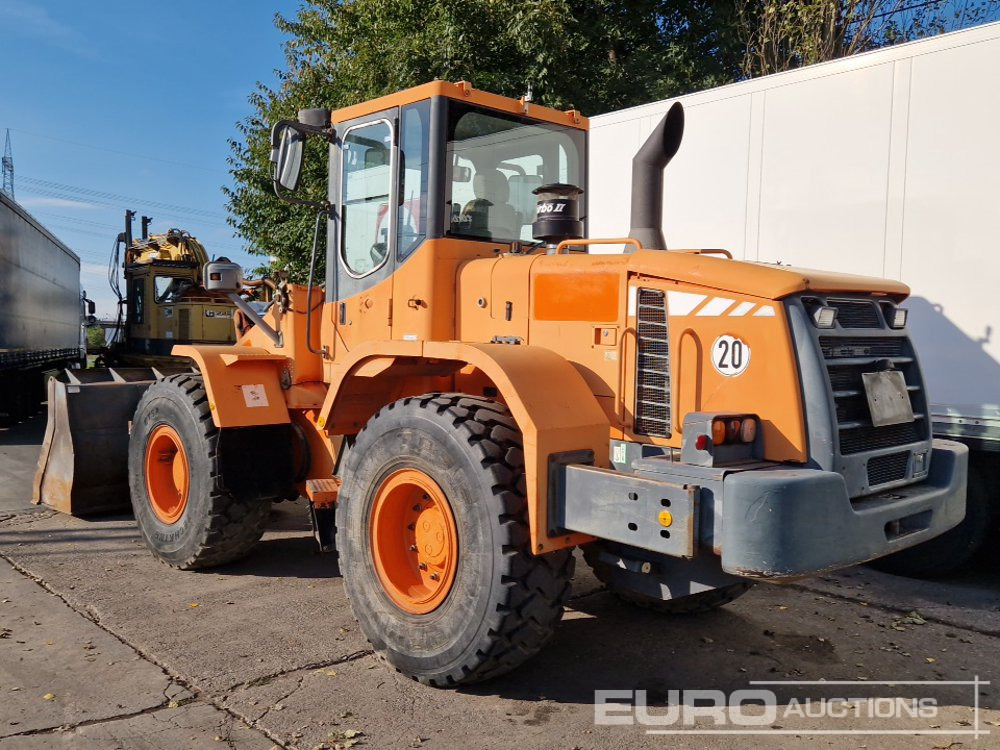 Doosan DL200 - Wheel loader: picture 3 Doosan DL200 - Wheel loader: picture 3