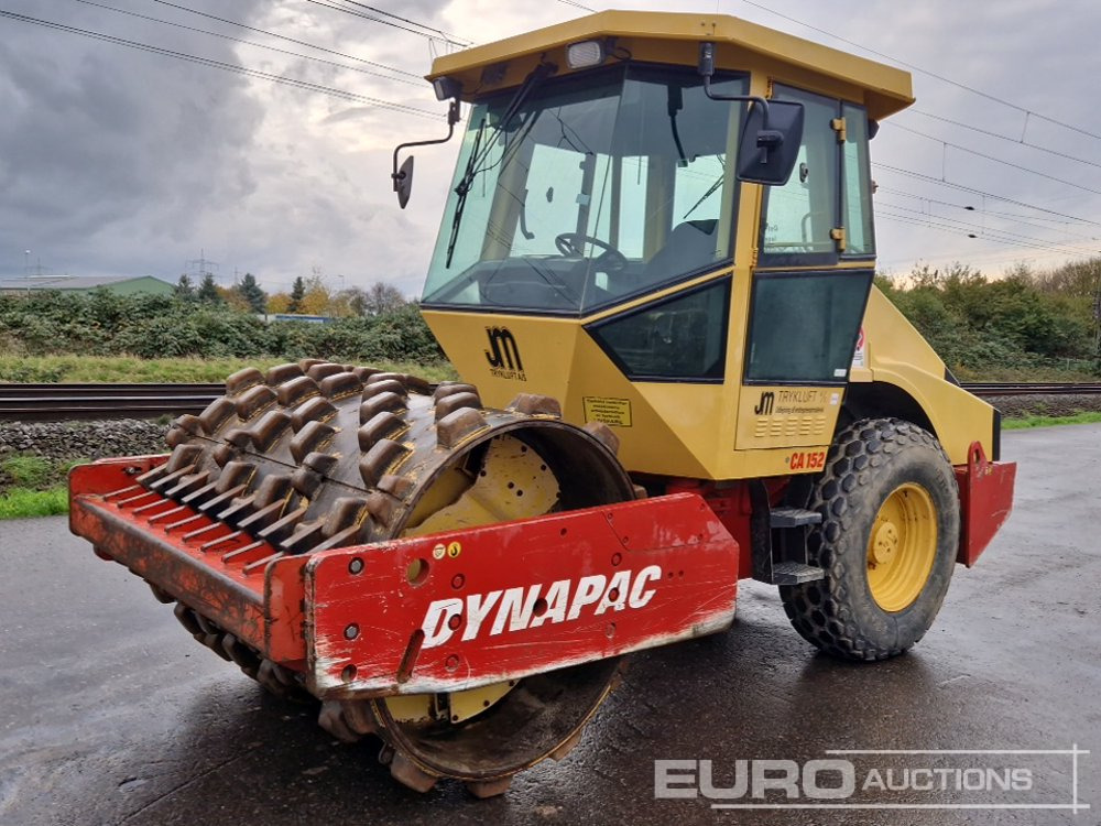 Dynapac CA152D/LN - Roller: picture 1 Dynapac CA152D/LN - Roller: picture 1